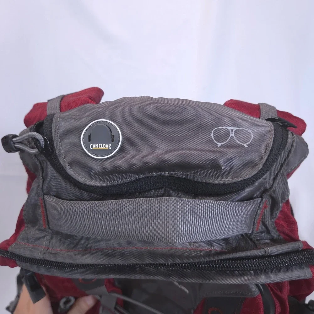 CamelBak Rim Runner Hydration Backpack w/ Bladder D-Fit Red Grey Hiking Trail